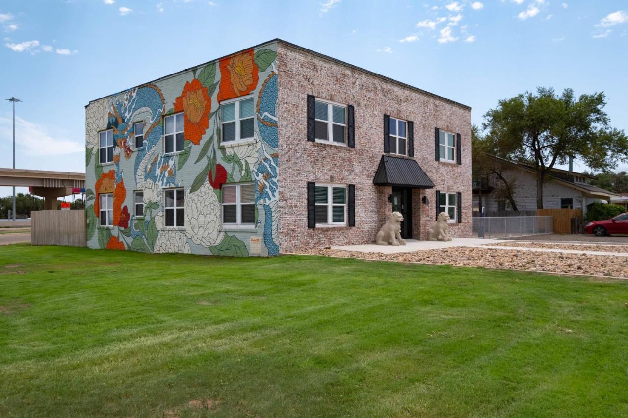 Ferienwohnung Dragon On Taylor St Amarillo Exterior foto